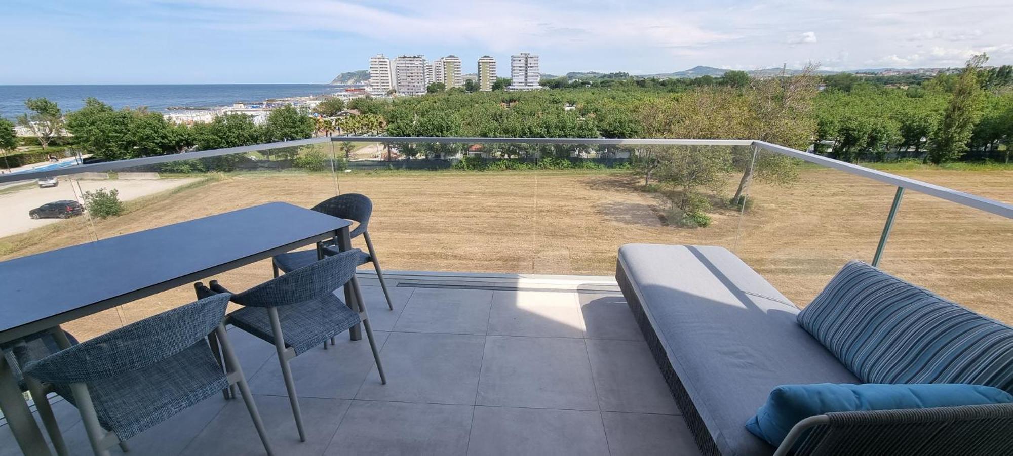 Hotel Residence Imperial มิซาโน อาดรีอาติโก ภายนอก รูปภาพ