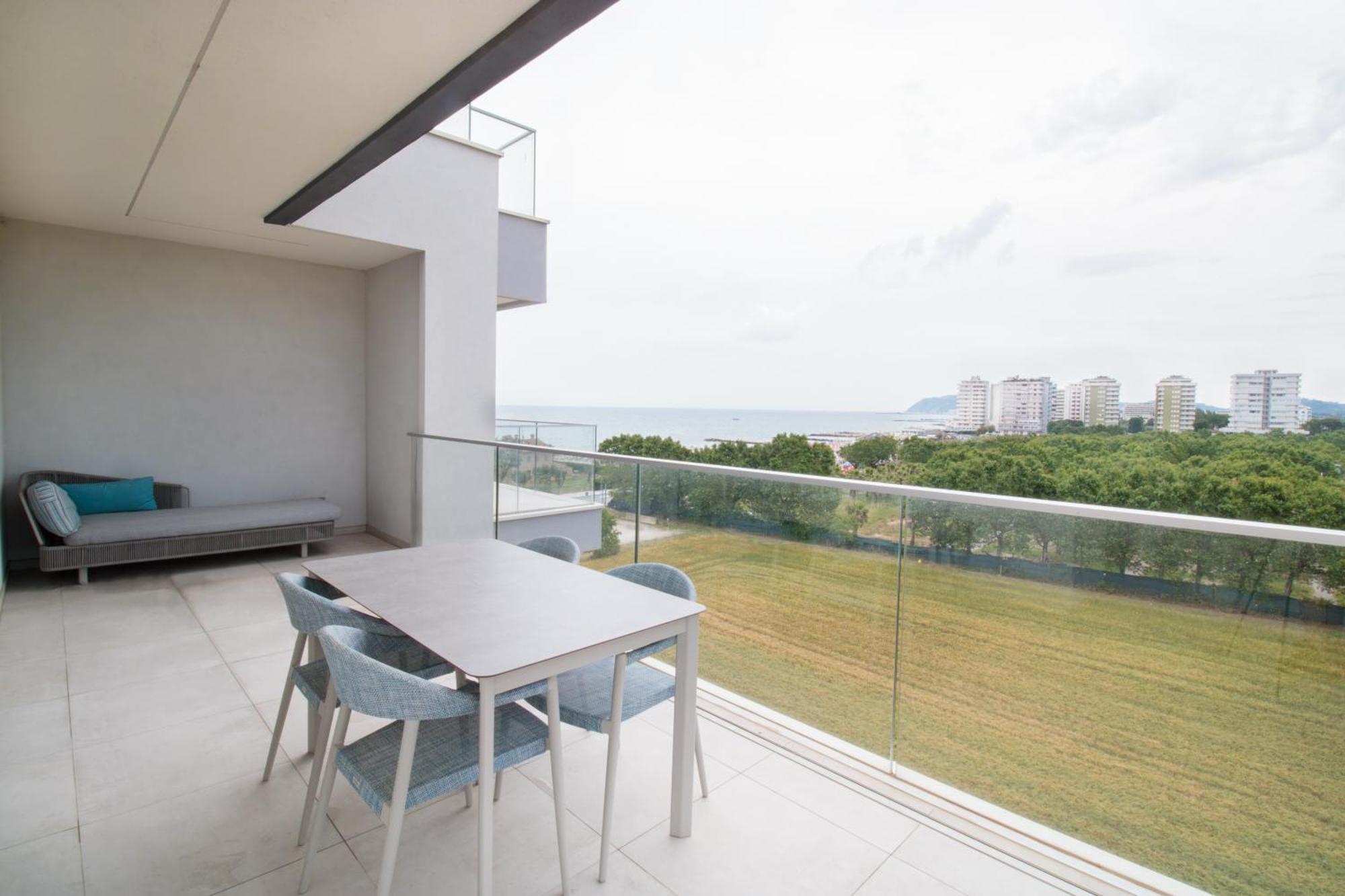 Hotel Residence Imperial มิซาโน อาดรีอาติโก ภายนอก รูปภาพ